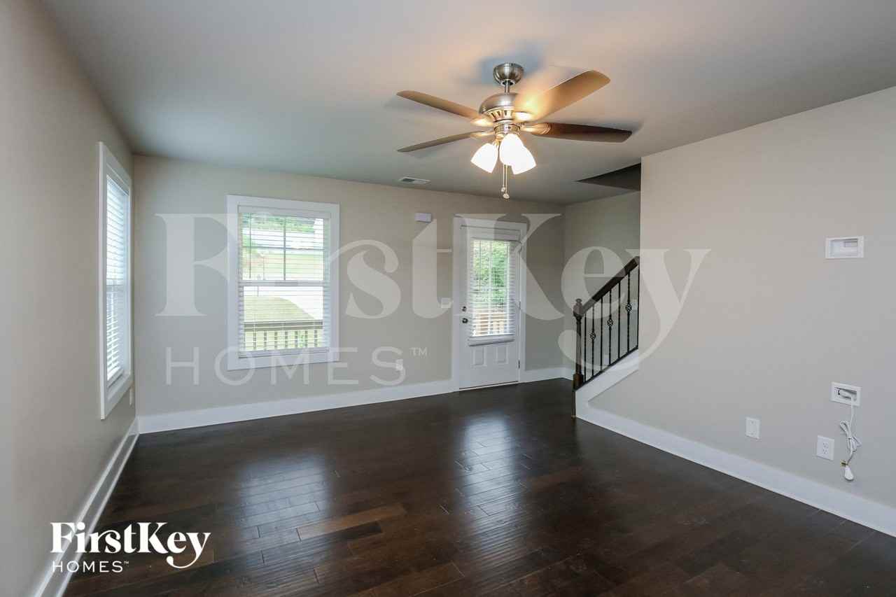 6575 Terracewood Ln - Photo 3 of 15