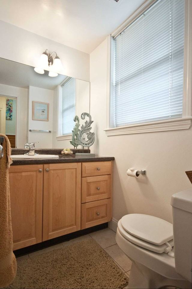 Vfw Pkwy - Photo 5 of 5