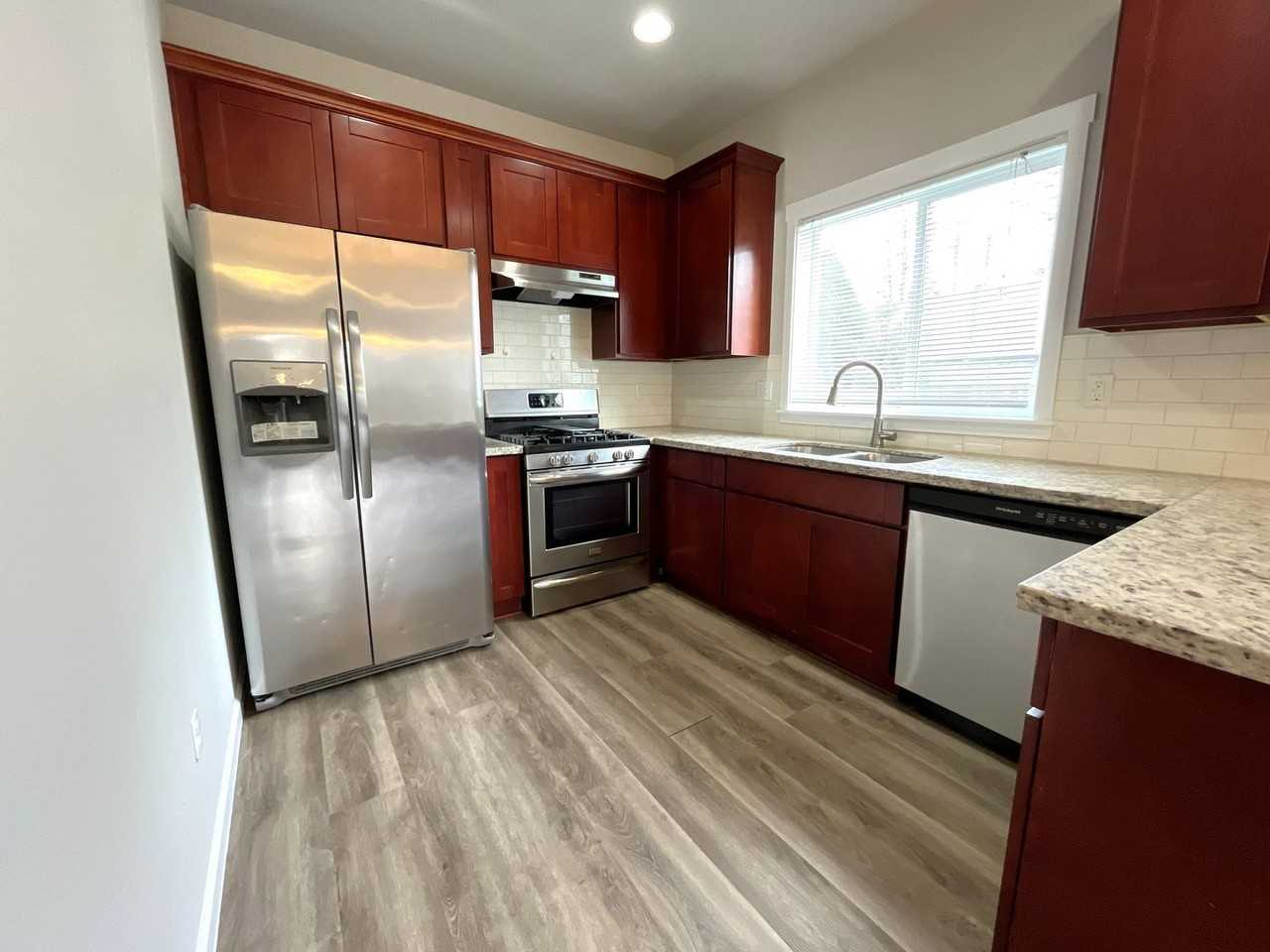 8986 Se Harney Ct - Photo 6 of 47