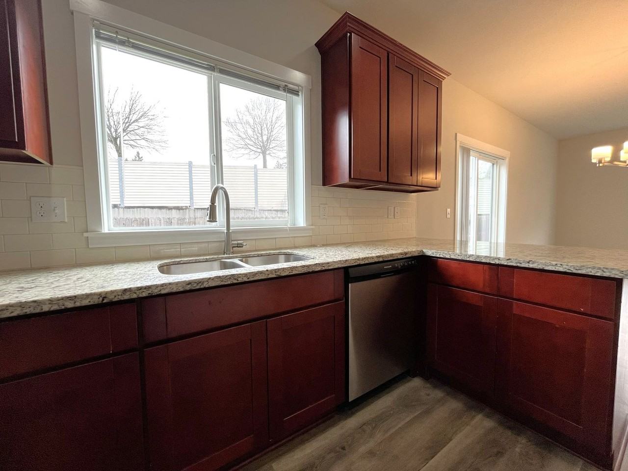 8986 Se Harney Ct - Photo 7 of 47