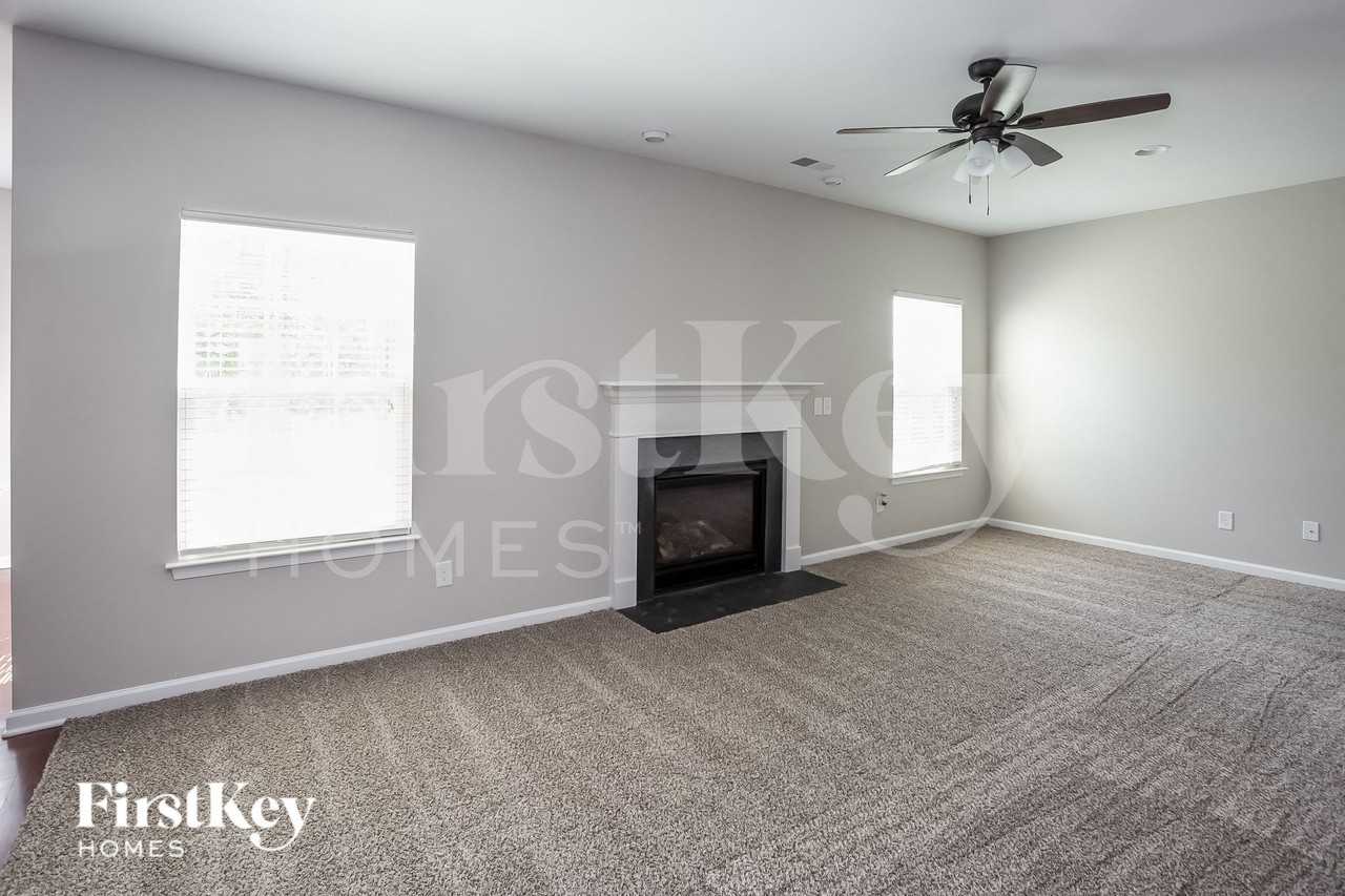 2173 Stone Pile Dr Sw - Photo 4 of 15