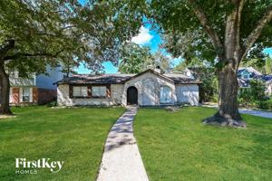 featured image of 11907 Cedarcliff Dr