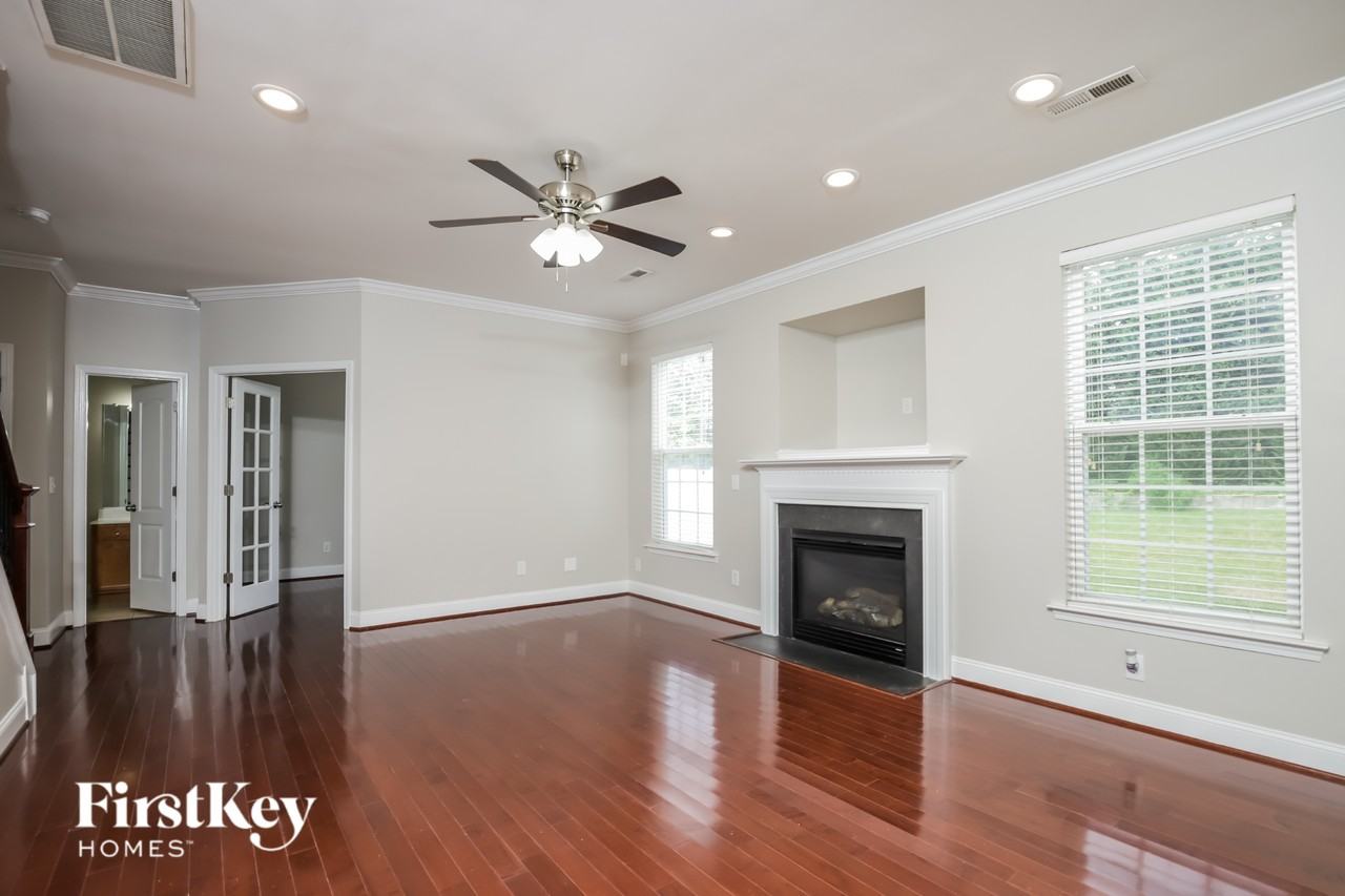 3672 Village Springs Dr - Photo 3 of 15