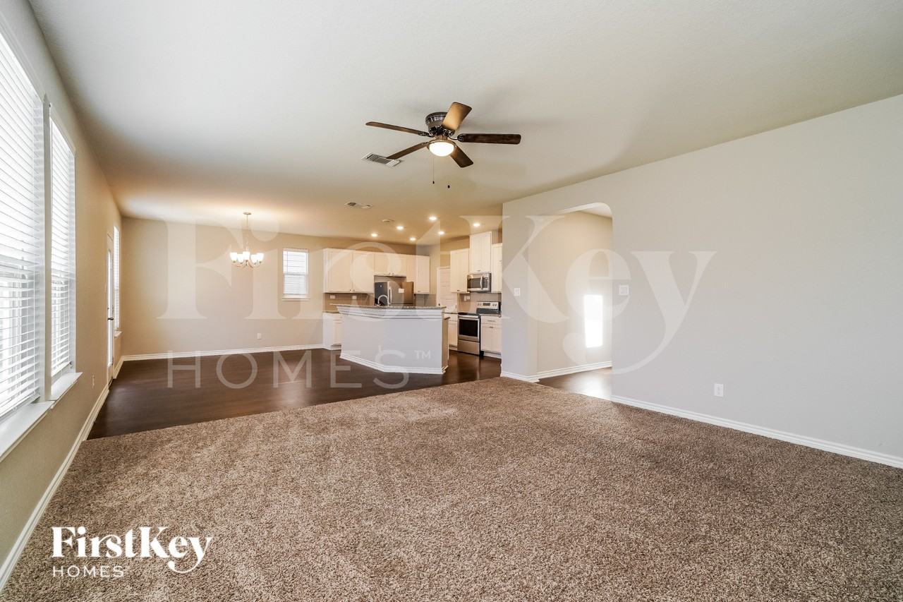 3964 Gentle Mdw - Photo 3 of 16