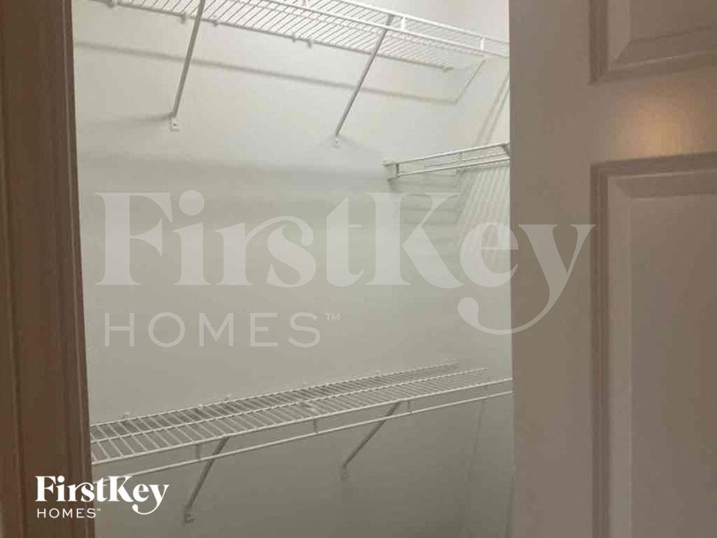 1104 Wesson Ct - Photo 7 of 13