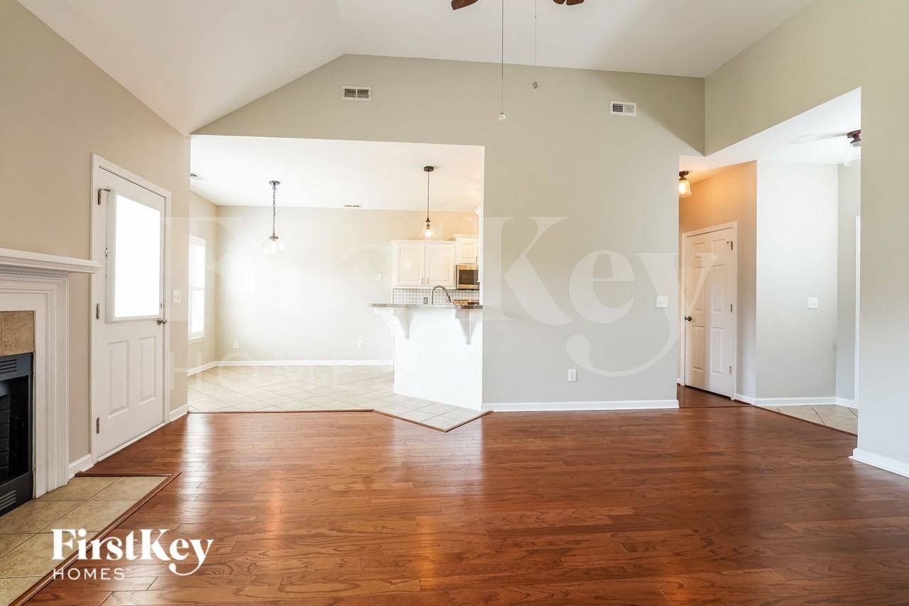 7685 Eagle Lake Rd - Photo 4 of 15