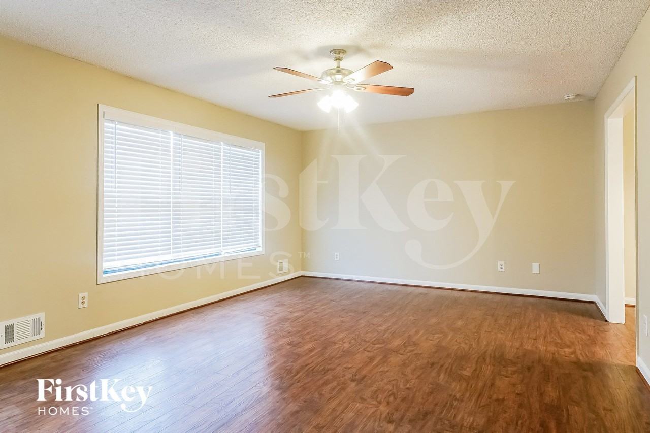 182 Powder Creek Ct - Photo 3 of 15