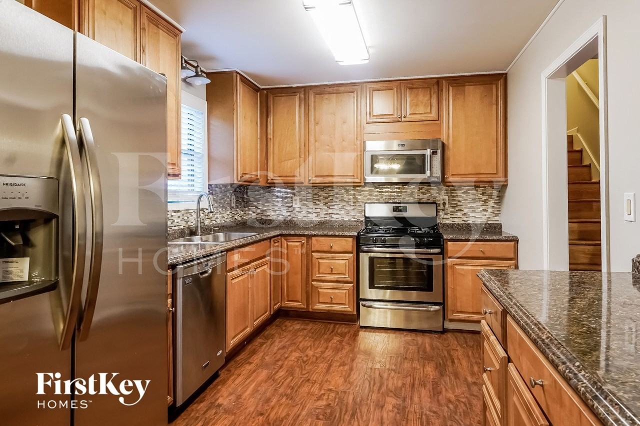 182 Powder Creek Ct - Photo 6 of 15