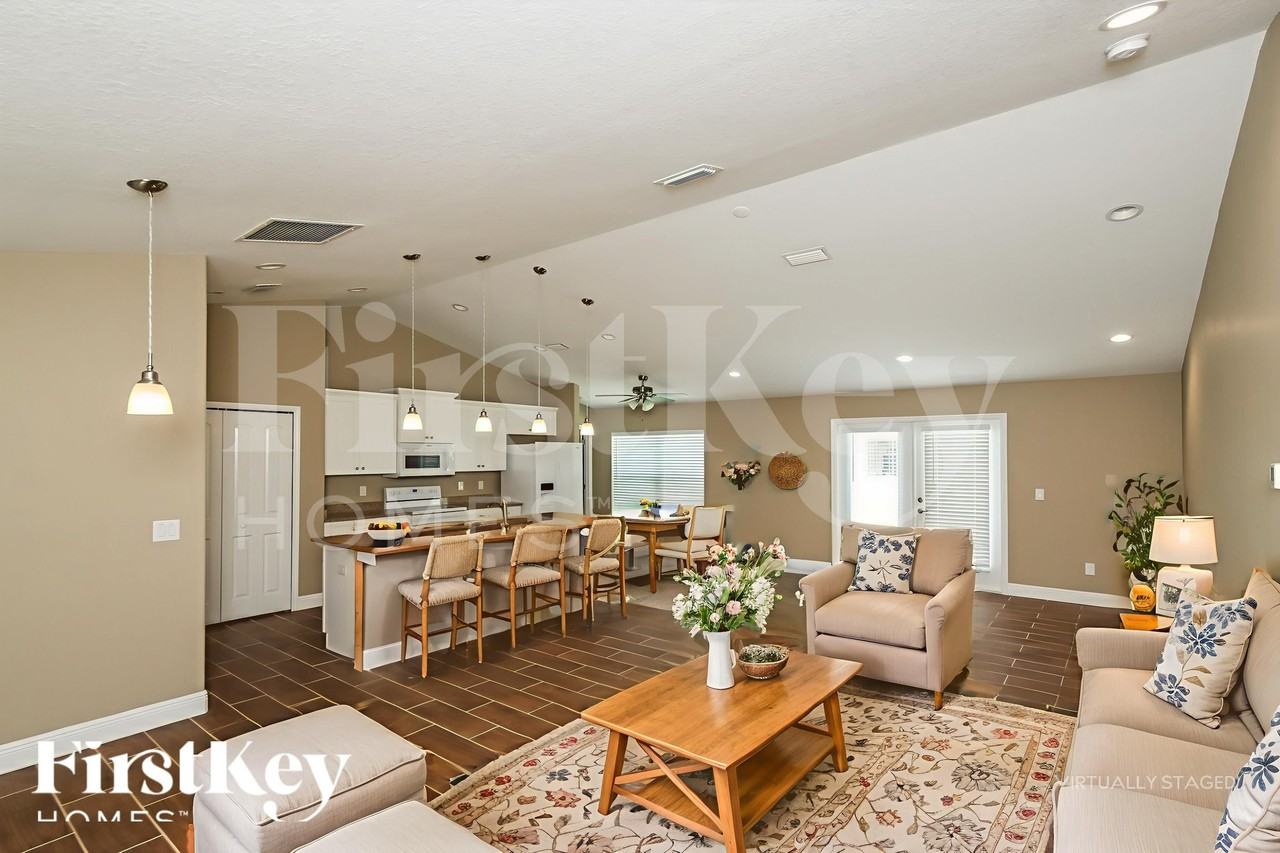 770 Grandeur St Se - Photo 4 of 18