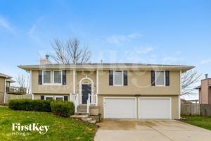 featured image of 709 E 16th St