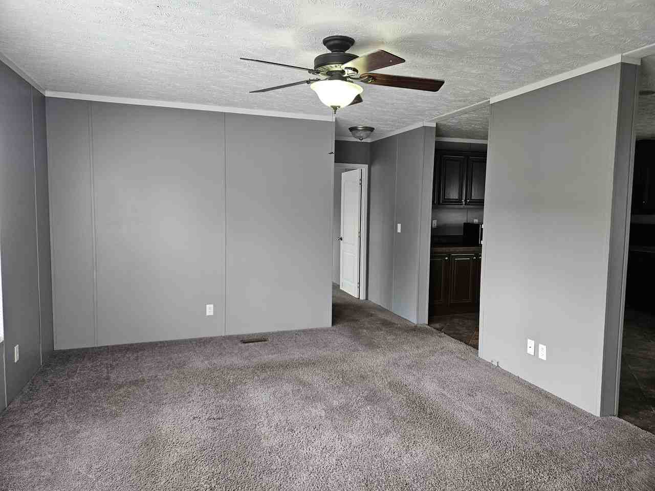 64 Lynnwood Cir #28 - Photo 5 of 28