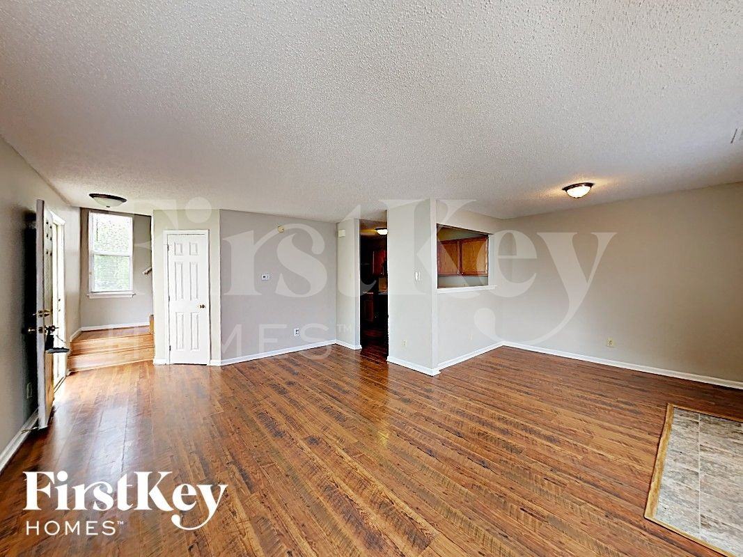 6646 Kinnerton Dr - Photo 5 of 17