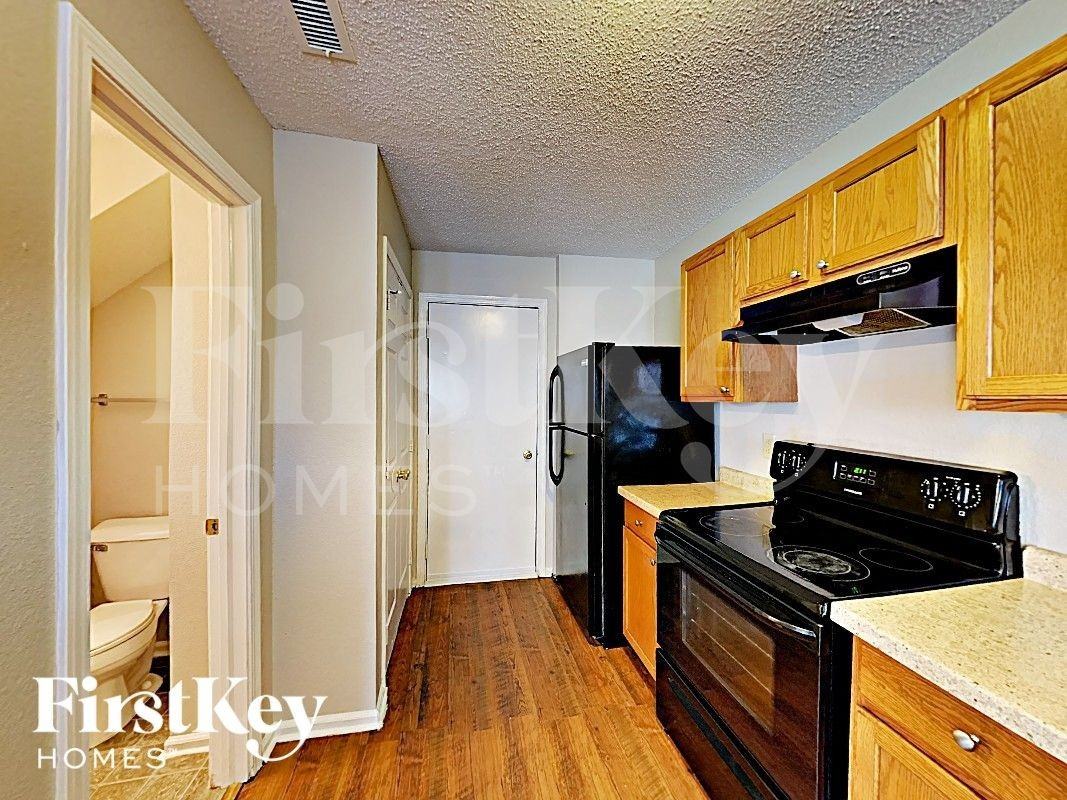 6646 Kinnerton Dr - Photo 7 of 17