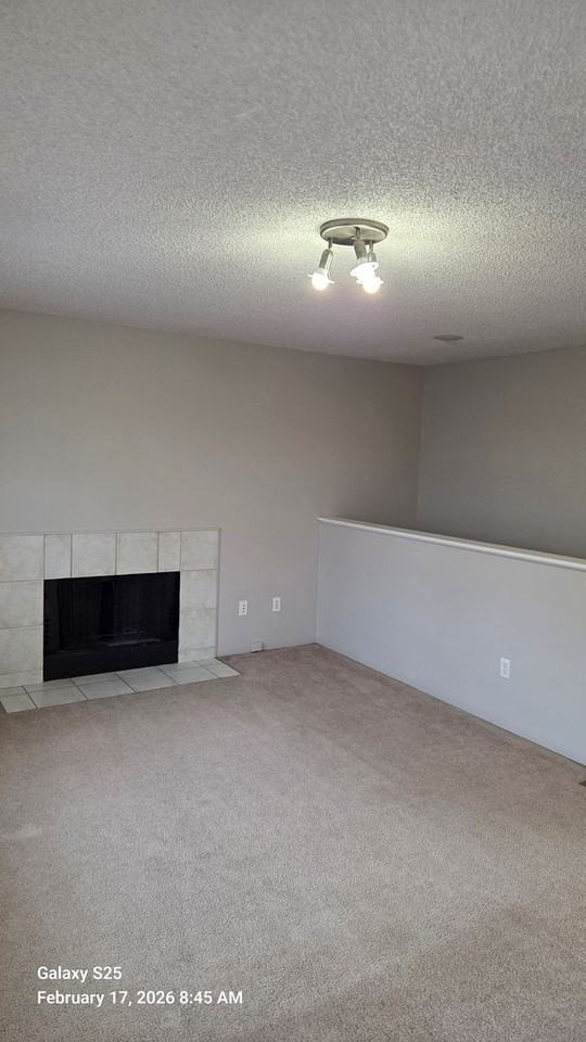 1321A NE 39th St. - Photo 3 of 24