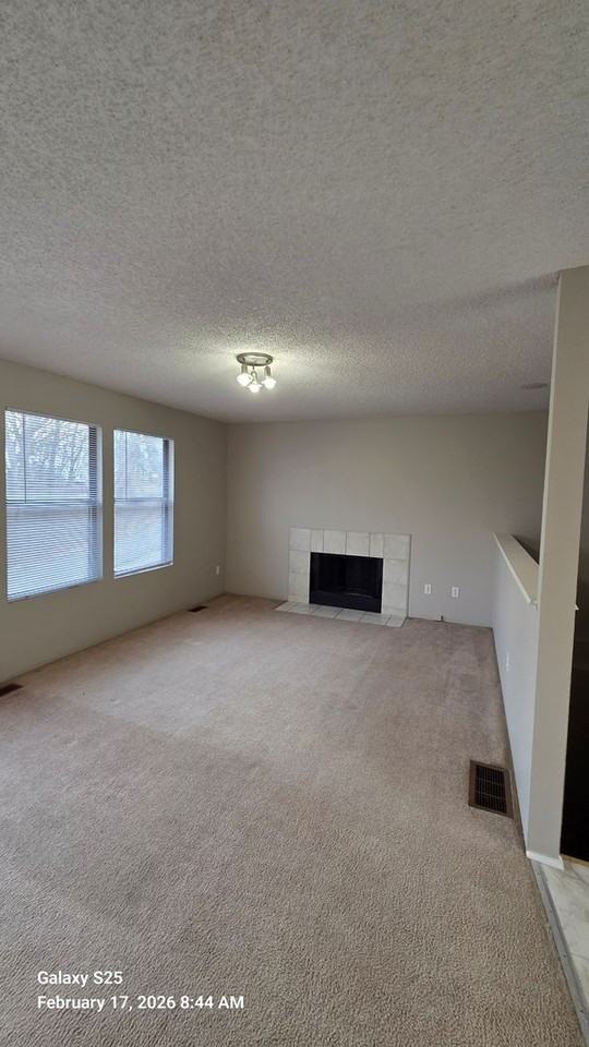 1321A NE 39th St. - Photo 4 of 24