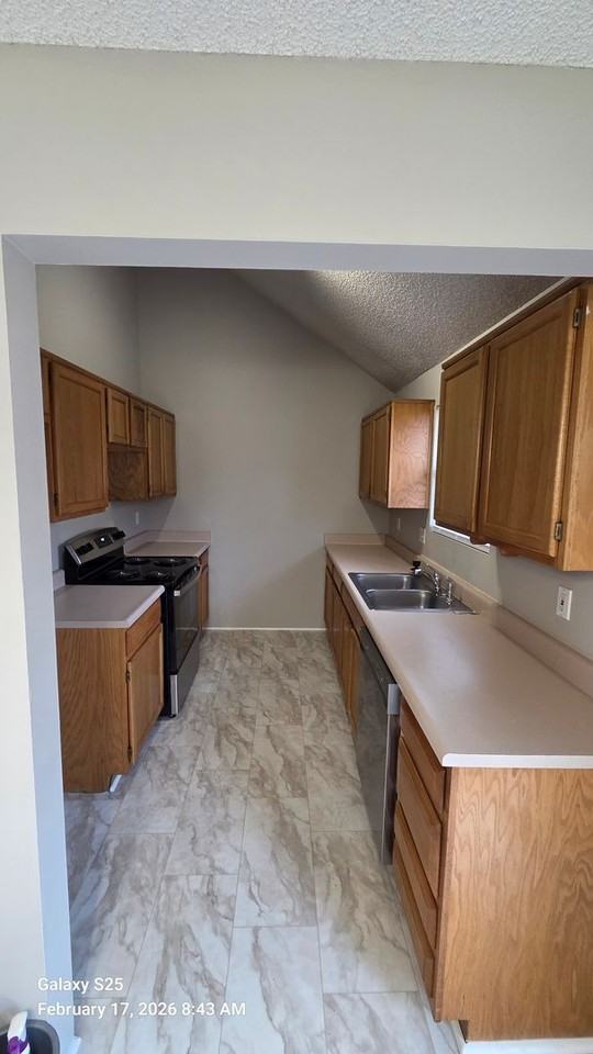 1321A NE 39th St. - Photo 7 of 24