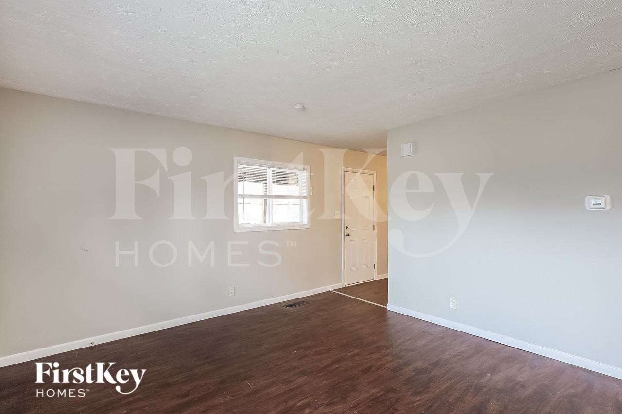 4622 Karen Dr - Photo 2 of 19