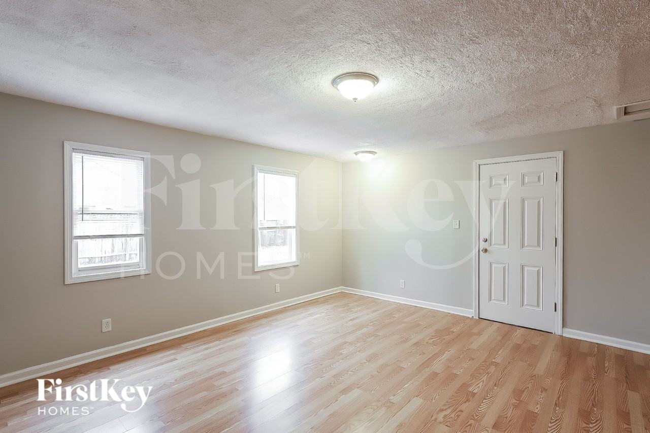 4622 Karen Dr - Photo 6 of 19