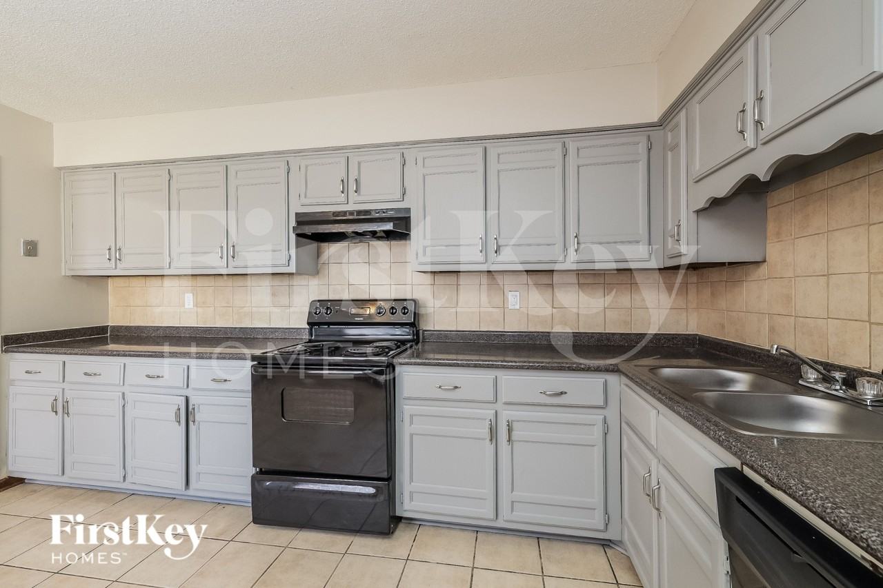 4611 Spaniel Cv - Photo 7 of 15