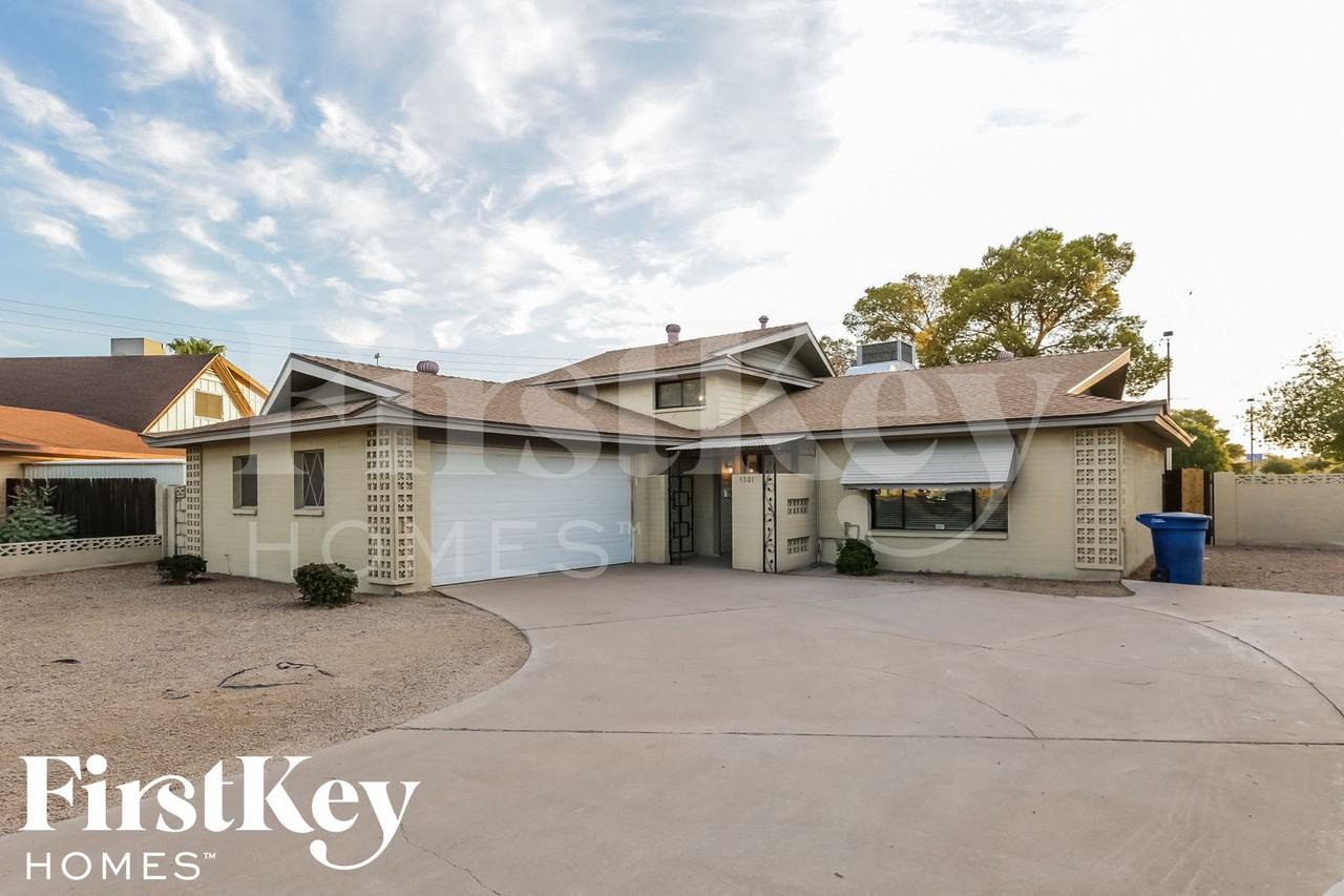 4501 S Forest Ave - Photo 2 of 15