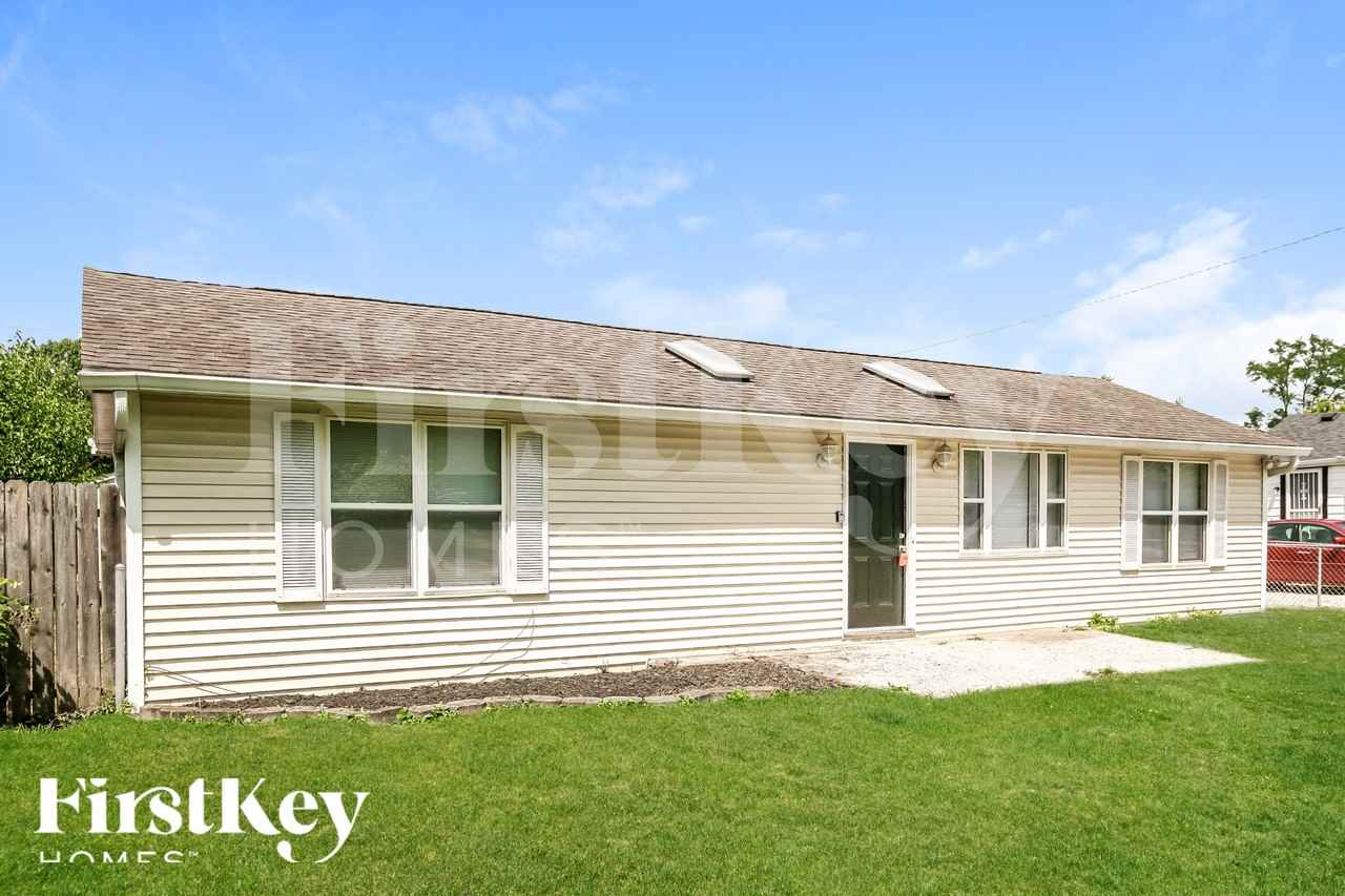 3312 S Parker Ave - Photo 2 of 18