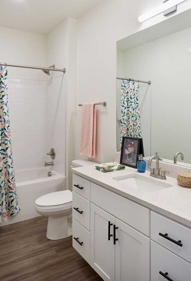 222 Waldo Flats - Photo 5 of 13