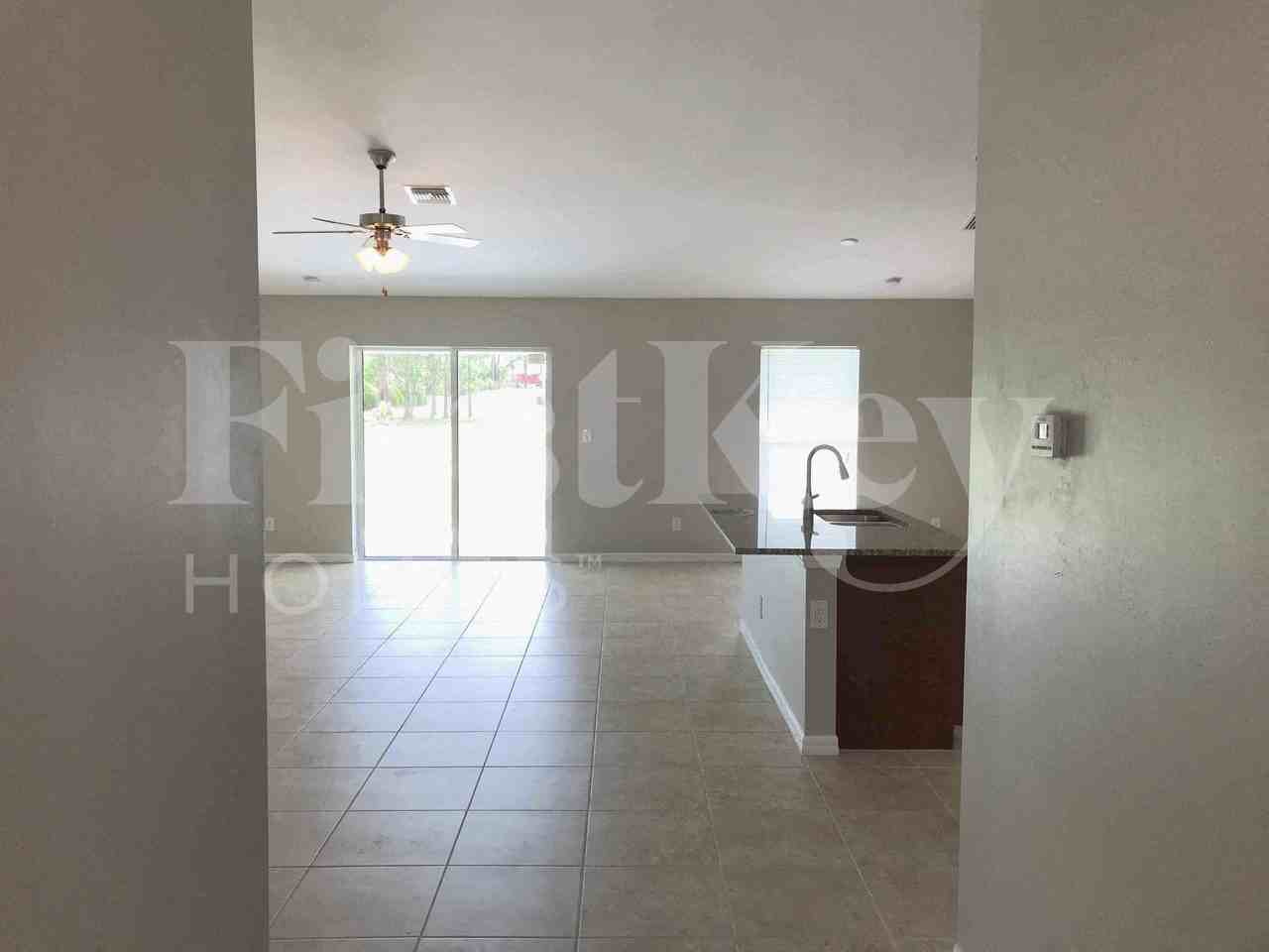 2512 Nw 24th Ter - Photo 3 of 29