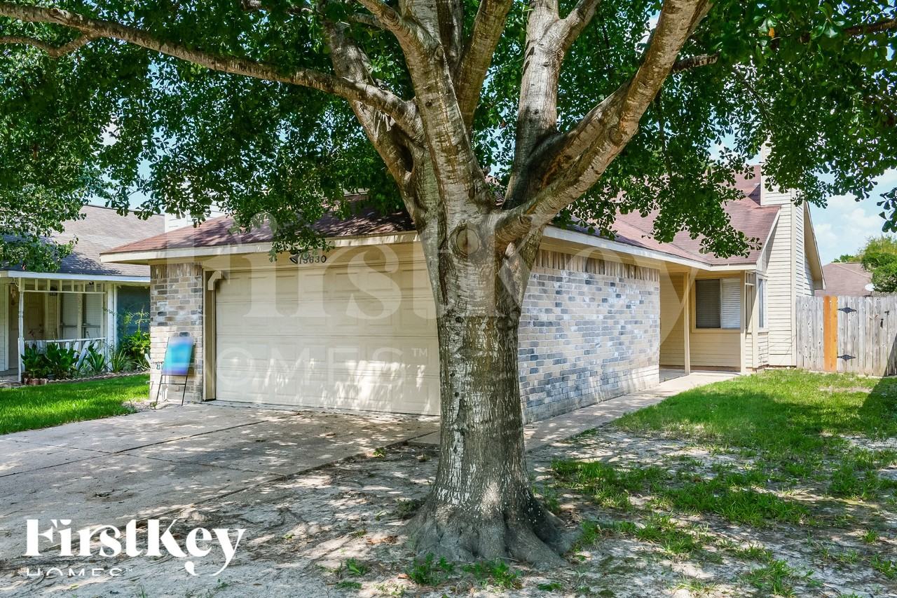 13630 Alon Ln - Photo 2 of 18