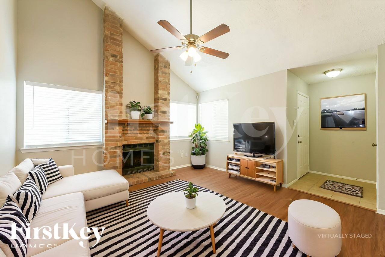 13630 Alon Ln - Photo 5 of 18