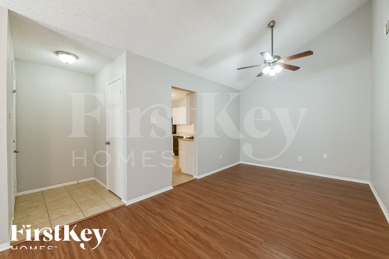 13630 Alon Ln - Photo 6 of 18