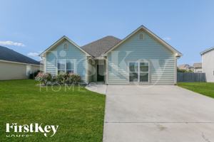 featured image of 120 Ridgecrest Rd