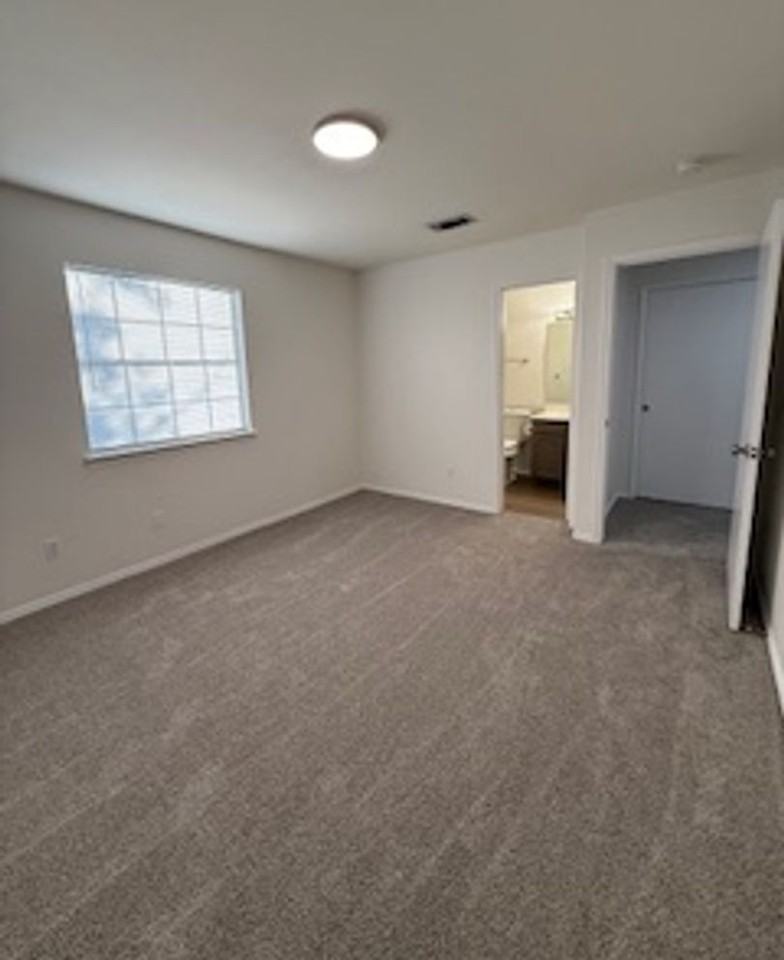 7715 Rustic Park - Photo 7 of 19