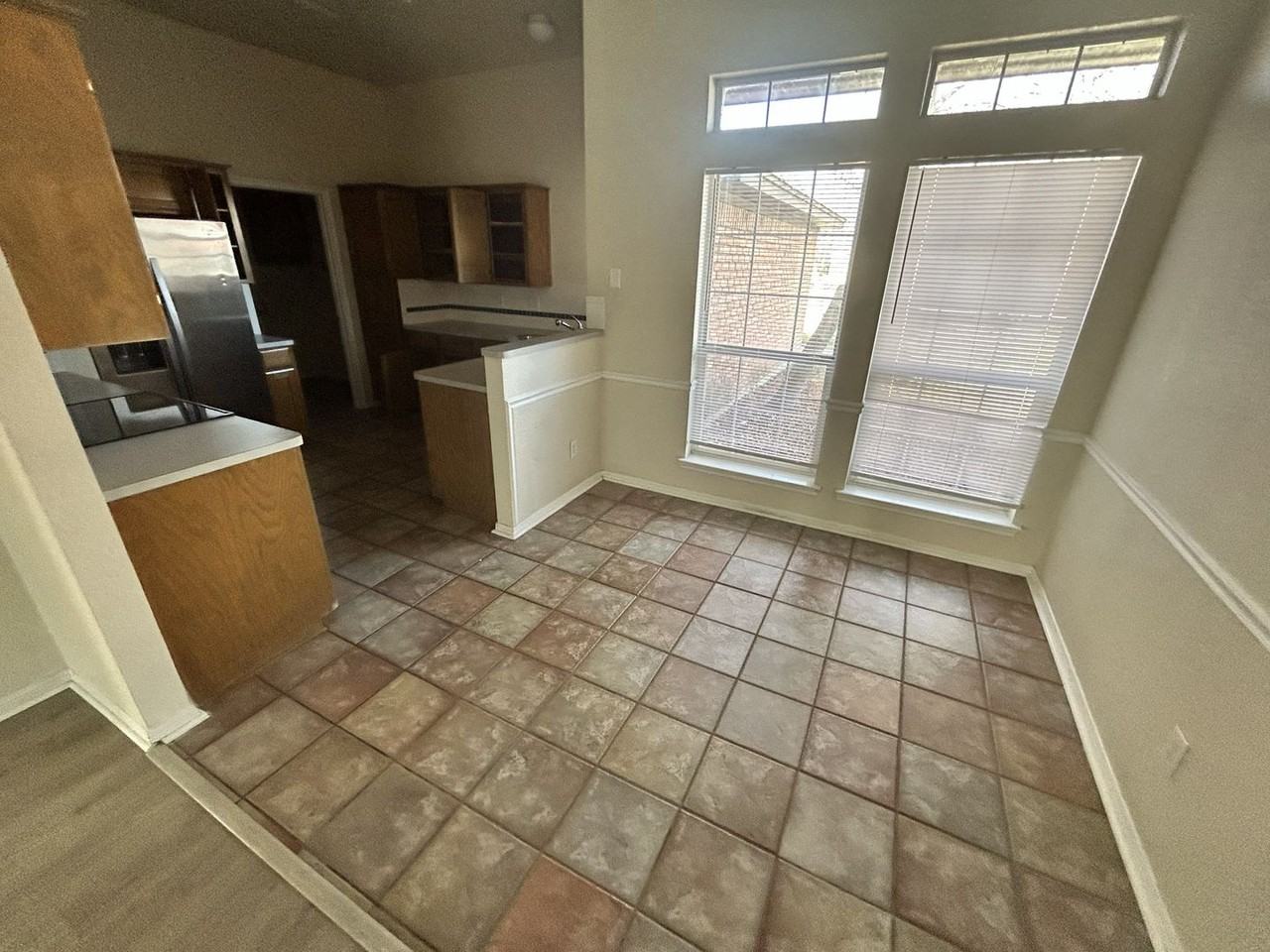 4114 Fawn Dr - Photo 3 of 13