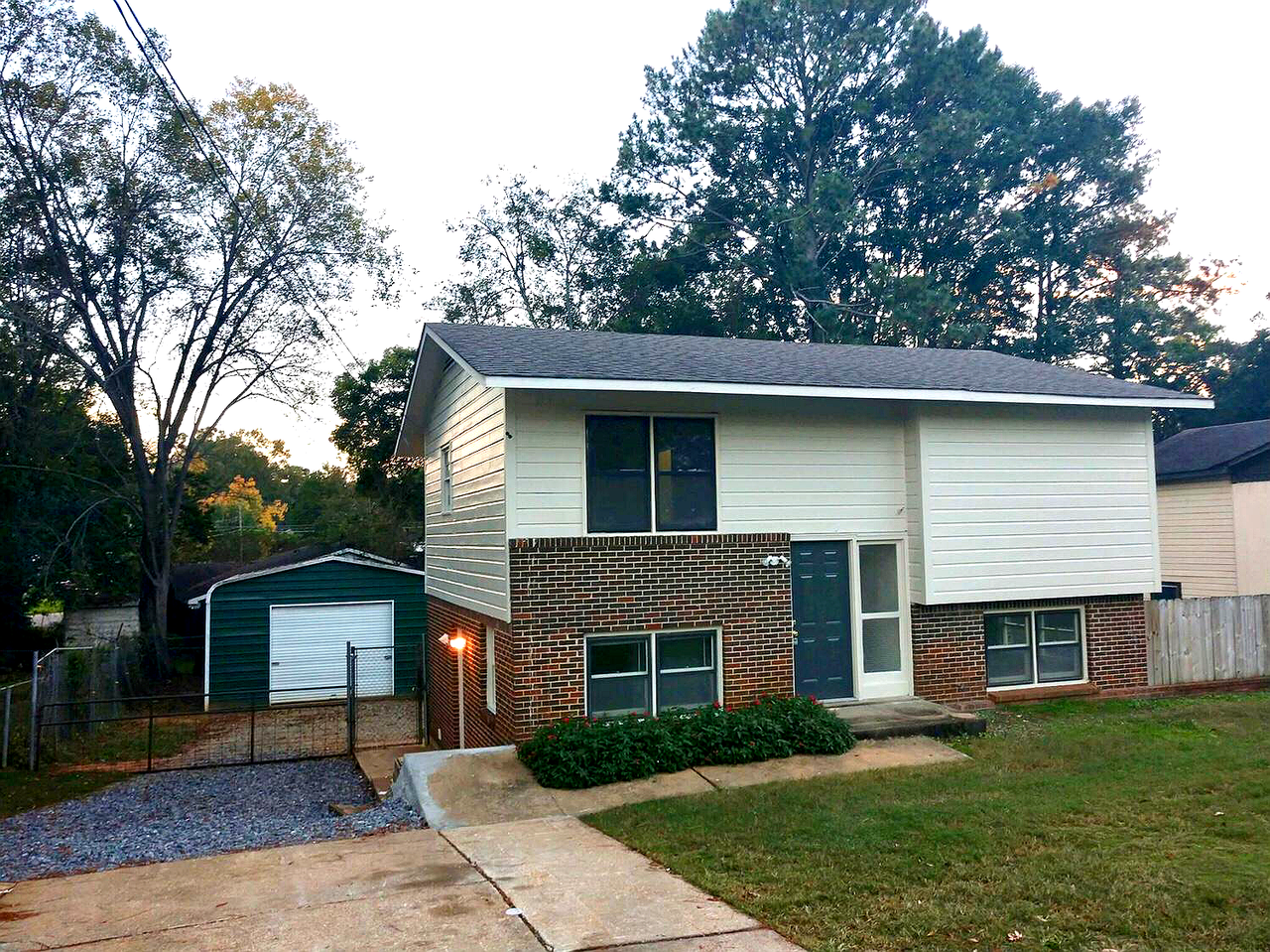 3260 Harrison Rd - Photo 2 of 8