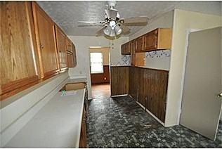 2437 Corning Ave - Photo 4 of 7