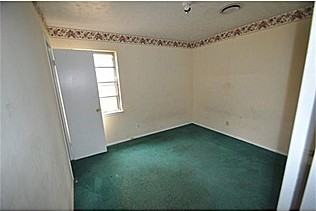 2437 Corning Ave - Photo 7 of 7