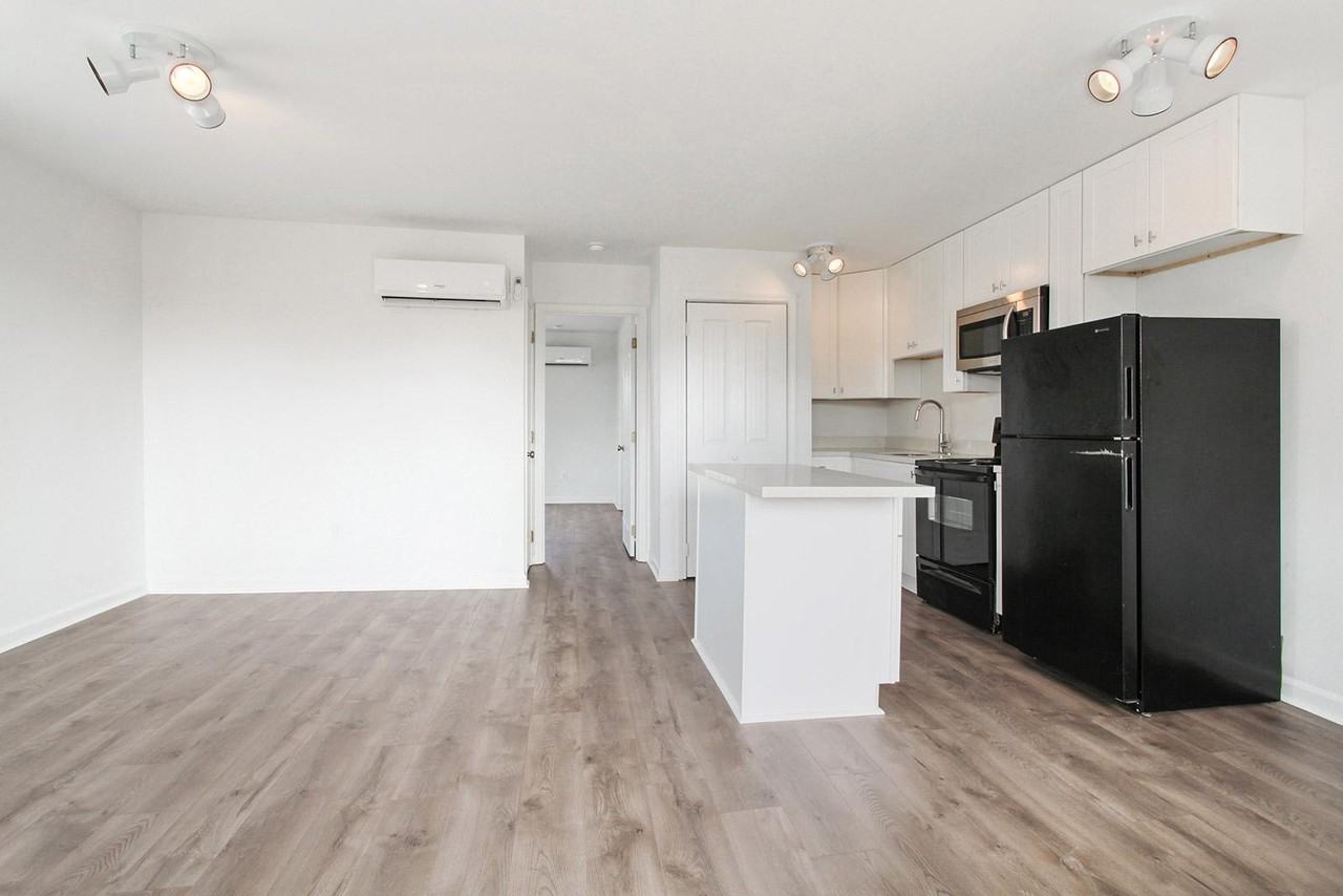 2427 Kerlerec St #8 - Photo 6 of 7