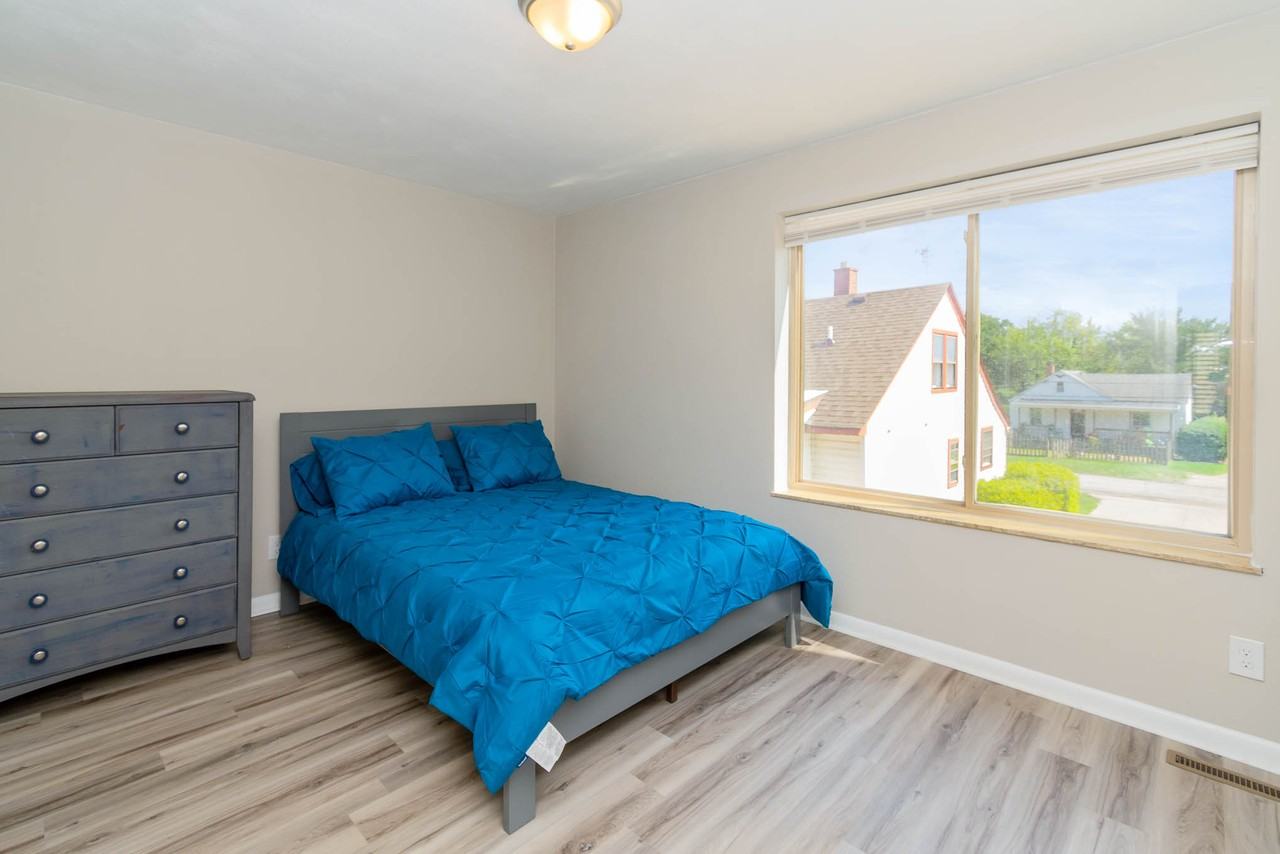 1540 Chela Ave #B - Photo 5 of 26