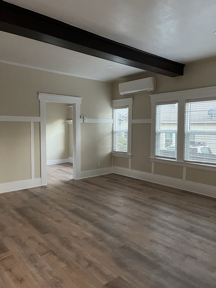 1240 Warner St #1 - Photo 2 of 8