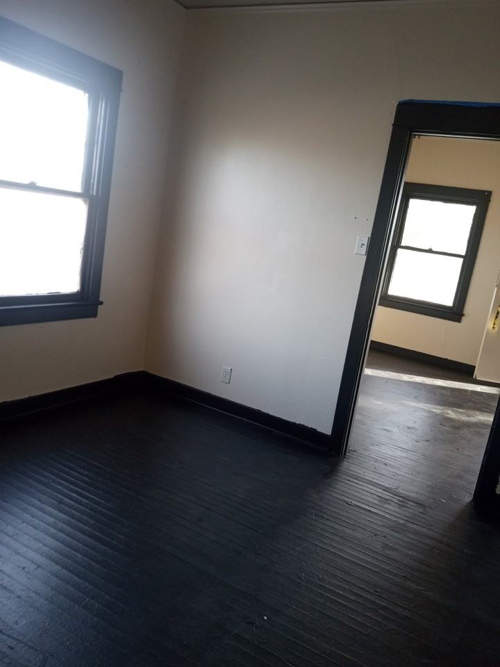 13364 Clover St - Photo 7 of 11