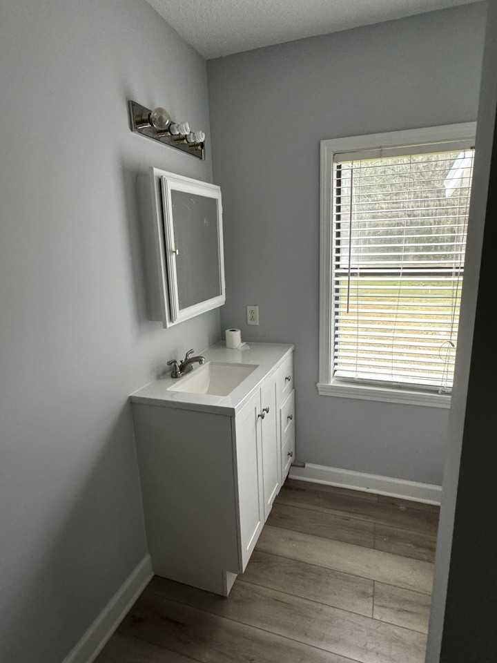 1410 Mahama Bluff Rd - Photo 3 of 6