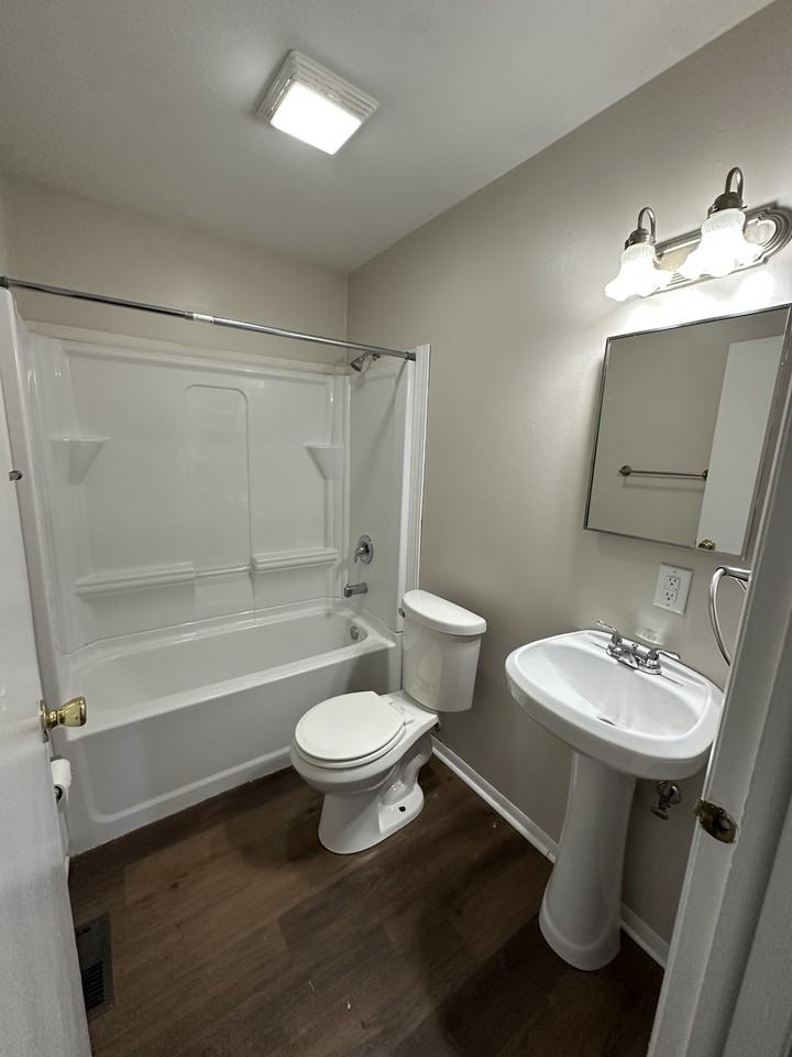 74 W Xenia St #74 - Photo 5 of 11