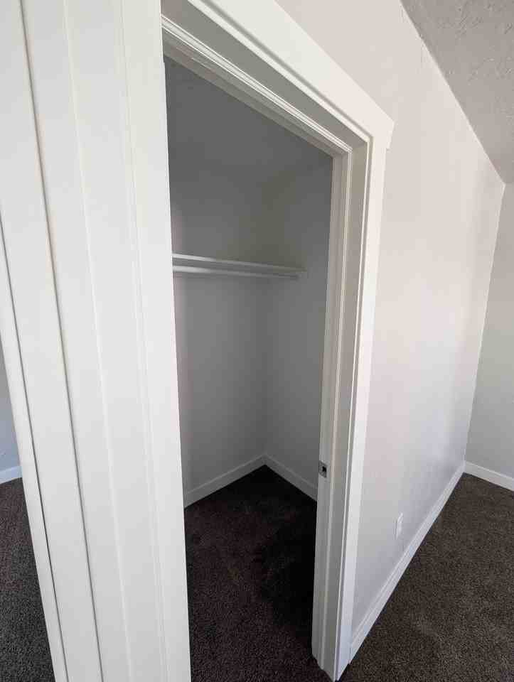 228 Wn, #4 - Photo 5 of 10