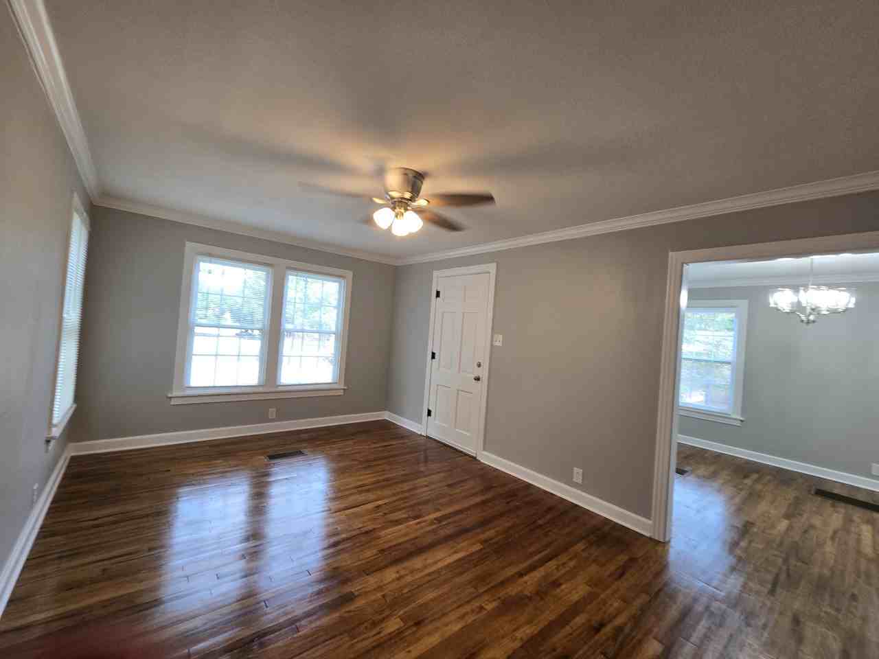 2801 Oak St - Photo 7 of 14