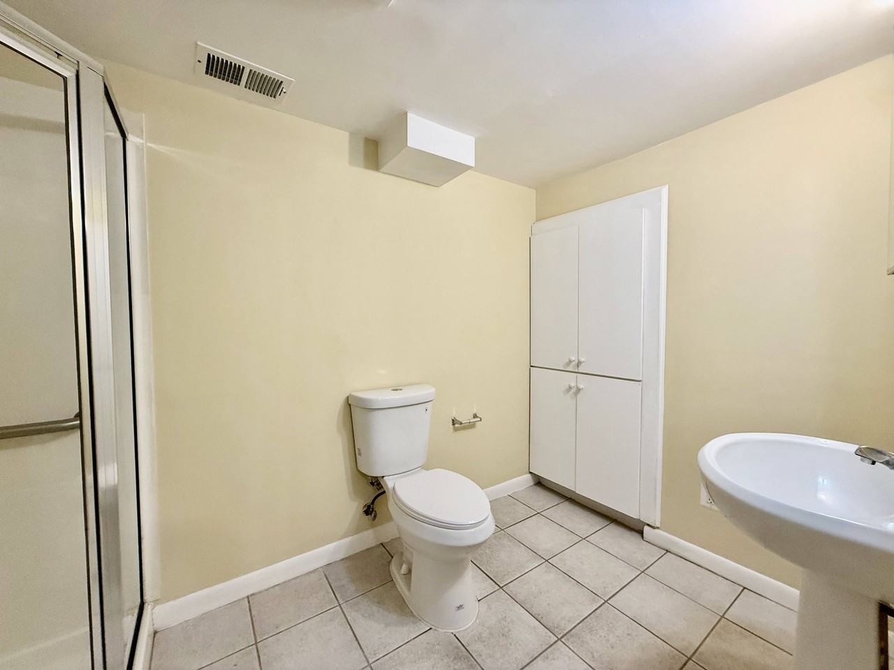 523 N Marlyn Ave - Photo 4 of 4