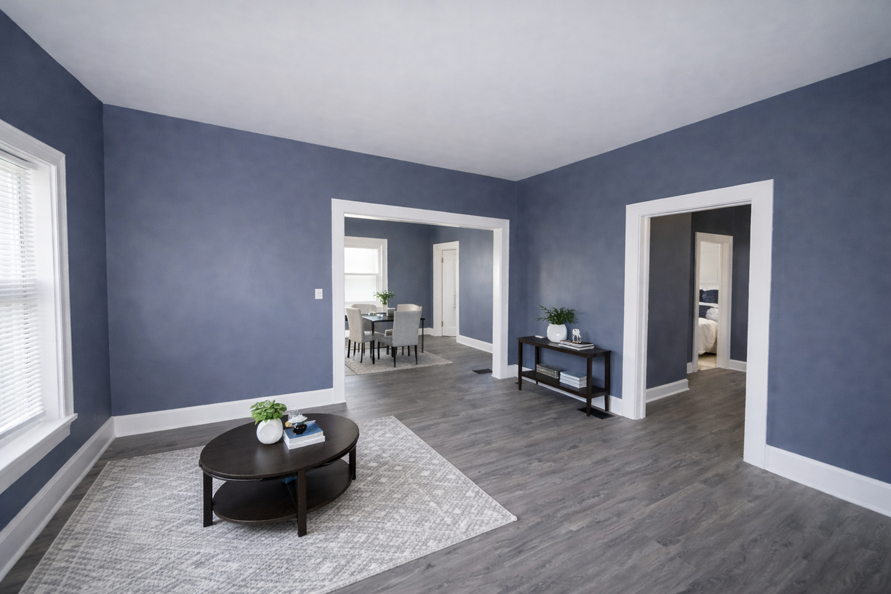 444 N Chester Ave - Photo 2 of 8