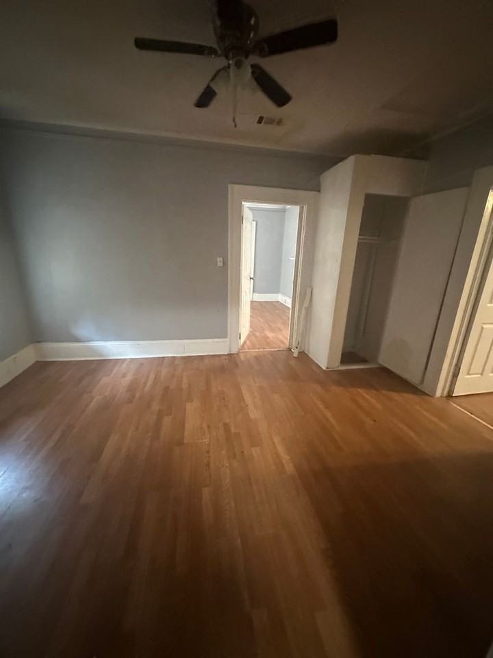 536 Heard Ave - Photo 6 of 9