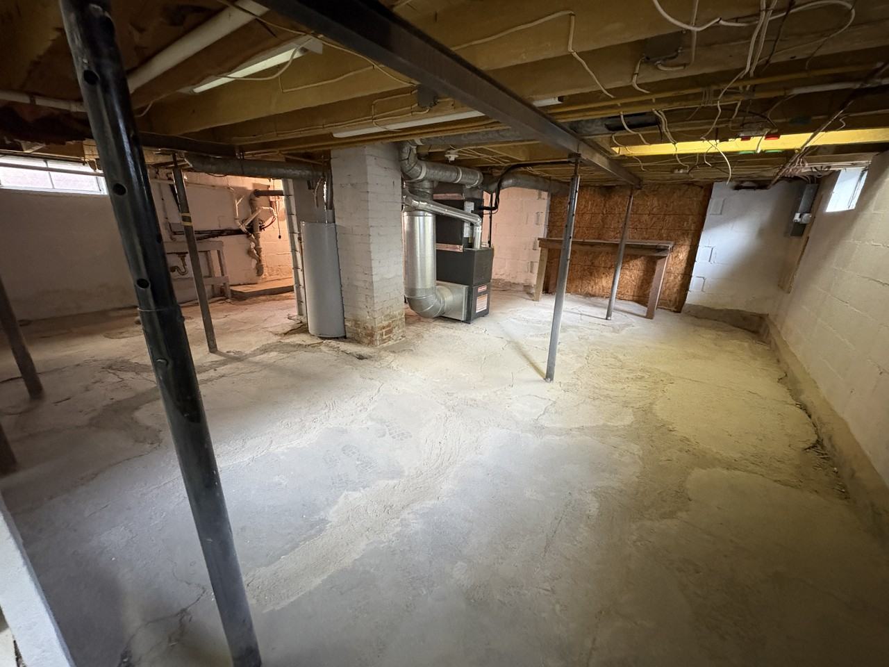 630 Union St - Photo 6 of 16