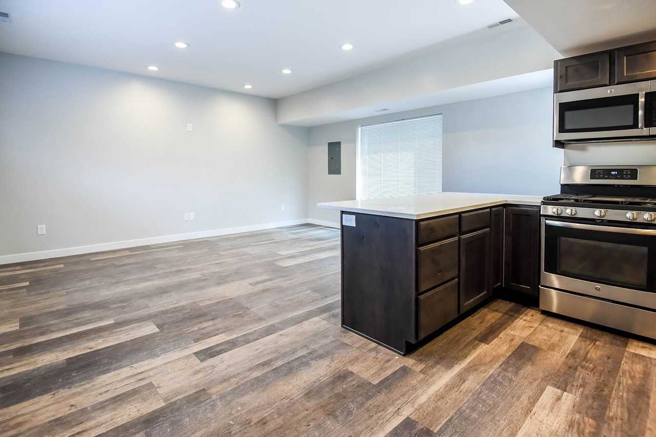 951 Washington St #B5 - Photo 7 of 18