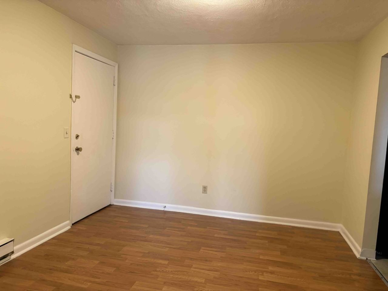 740 Central St #J22 - Photo 2 of 7